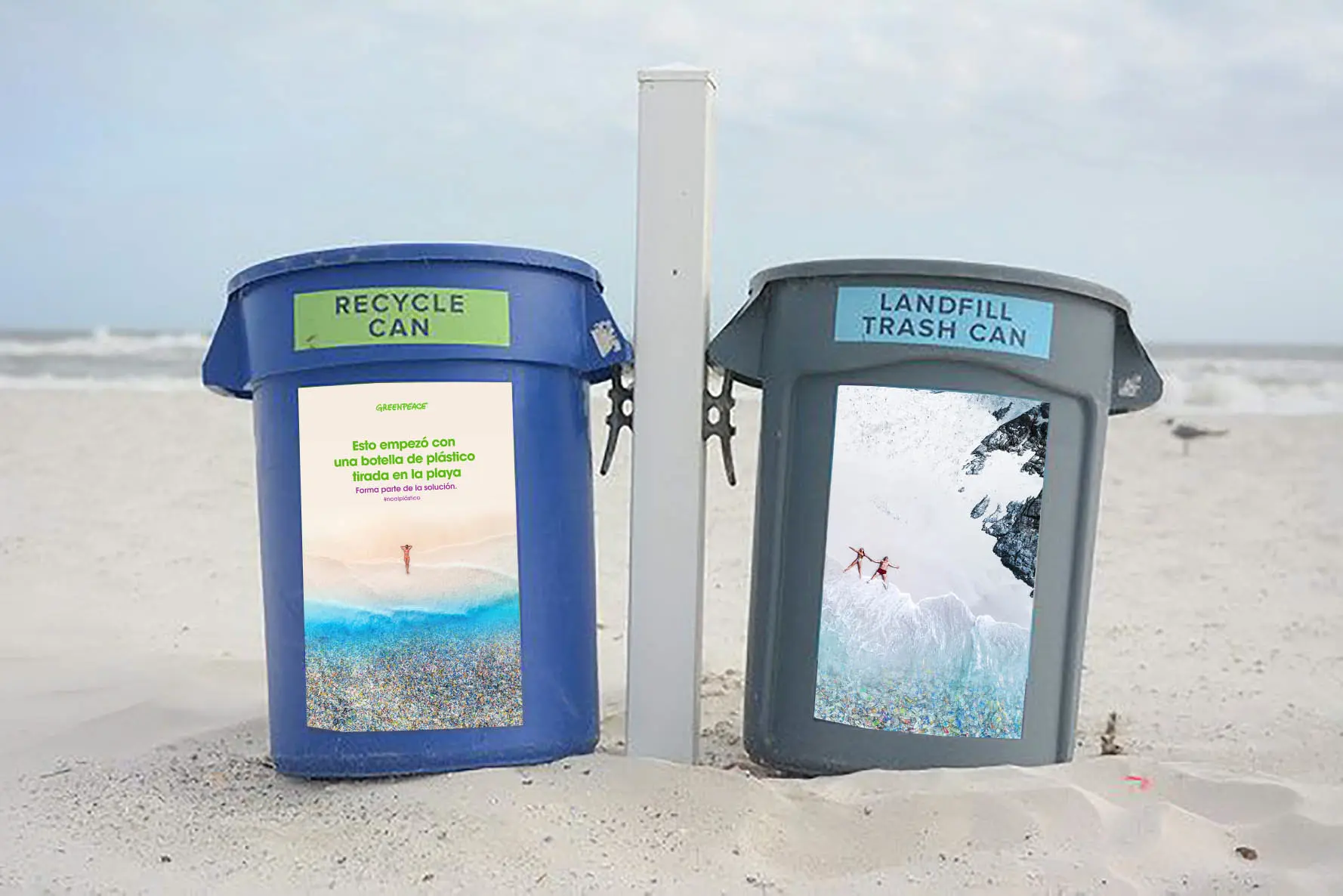 Intervención de papeleras en una playa